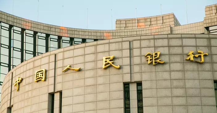 中國4月份外匯儲備按月降448.3億美元 黃金儲備連續18個月增加
