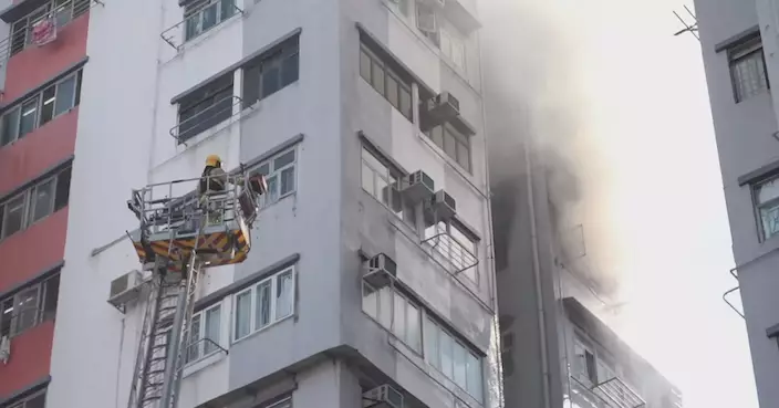無人受傷逾百人疏散 油麻地金華大廈一級火救熄