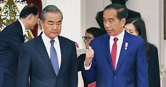 王毅訪印尼  雅加達晤總統佐科維多多