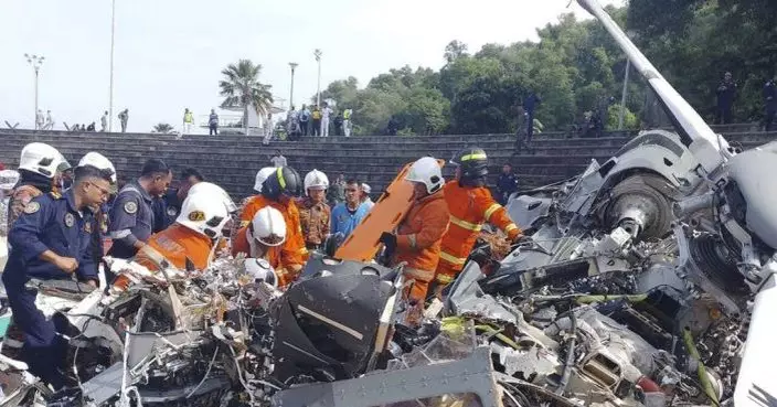 馬來西亞兩架軍方直升機相撞墜毀 機上10人全數遇難