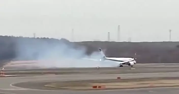 全日空波音787客機降落後機翼冒煙 機上全員無事