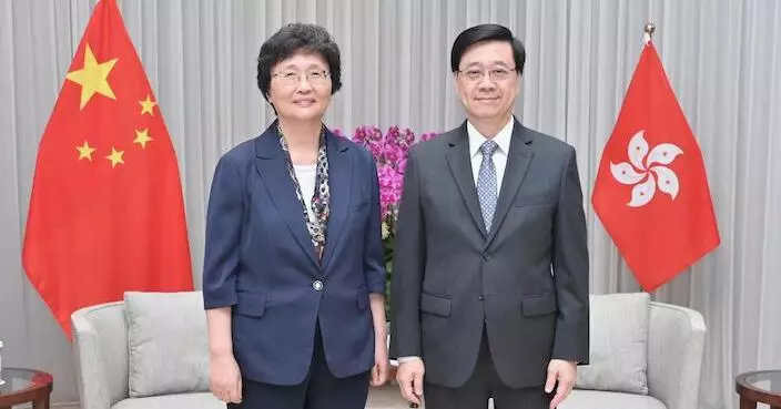 李家超晤人力資源和社會保障部部長王曉萍 就人才協作等交換意見