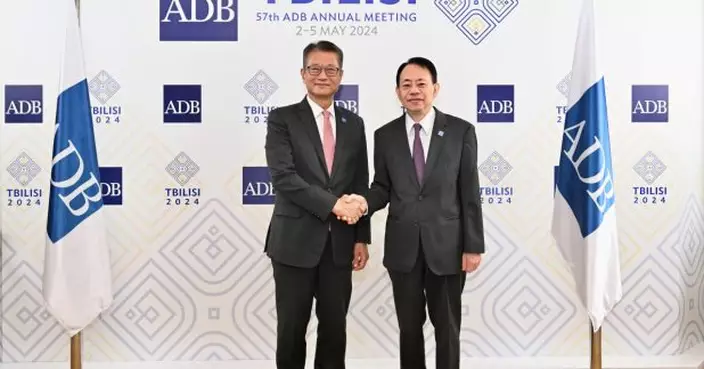 陳茂波在格魯吉亞與亞洲開發銀行行長會面　就加強合作交換意見
