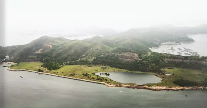 當局擬發展前南丫島石礦場促進海島旅遊 楊潤雄：年內就發展方向提建議