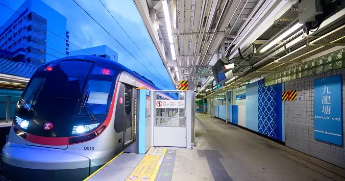 東鐵綫九龍塘站昨晚起安裝月台閘門   共4個車站正進行工程