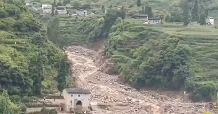 四川雅安漢源縣泥石流災害30死 國家防總派工作組趕赴救援處置