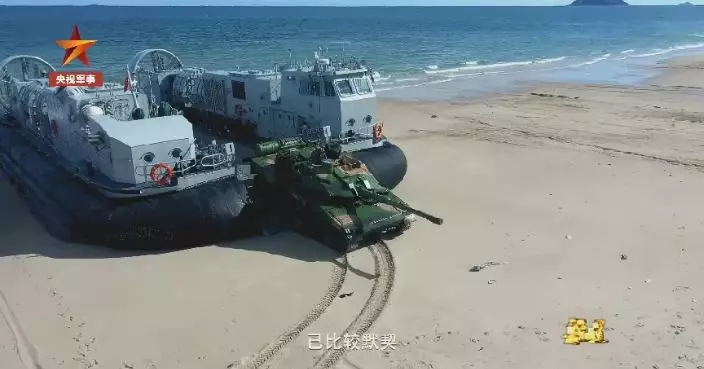 台海變通途？15式輕坦配「野馬」登陸艇 直插敵軍心臟