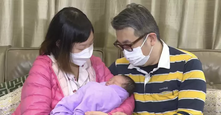 「蛇年」B女年初一零時零分仁安醫院出世 父母喜悅又感動