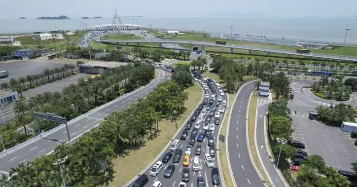 港珠澳大橋口岸周六進出境車輛逾2.5萬架次 創單日新高