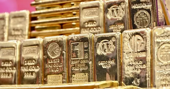 現貨金升逾2%　創新高