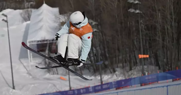 亞冬會國家隊首金　包辦自由式滑雪女子U型場地技巧金銀牌