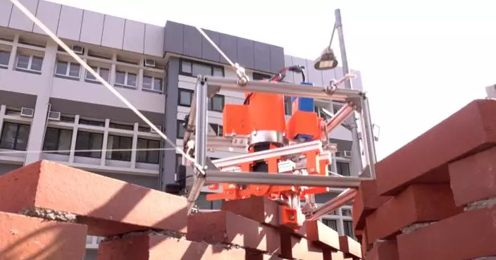 中大用線控砌磚機械人　協助重建校內角落