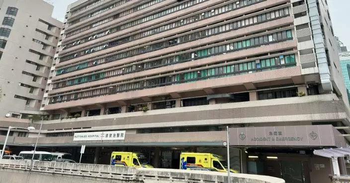 北角9個月大女嬰困床罅遭夾斃 涉虐兒32歲母准保釋  家人傷痛認屍