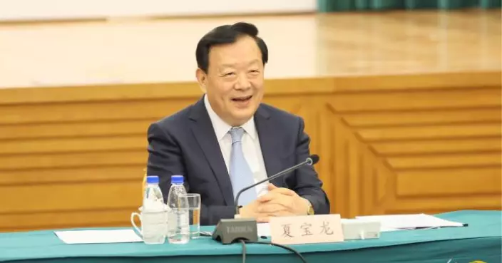 夏寶龍澳門政總晤當地商會及多個團體 了解民生社情發展和意見