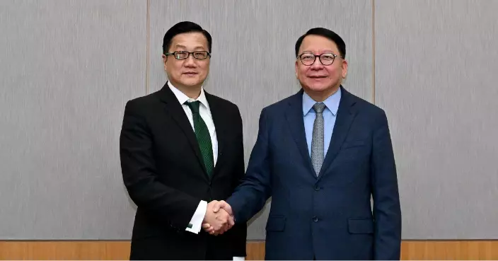 晤申訴專員陳積志 陳國基﹕政府將強化部門管理制度建設