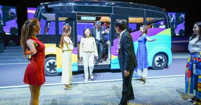 試坐百度自動車 陳美寶:擬6月起東涌部分路段進行自動車不載客測試