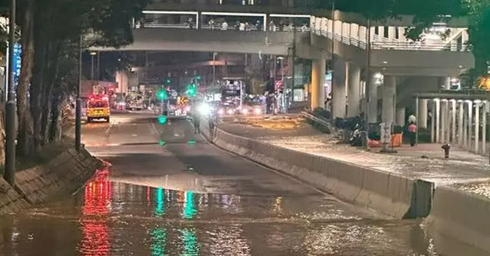 鳳德道水管滲漏受影響大廈已恢復供水 水務署：東西方向快線重開