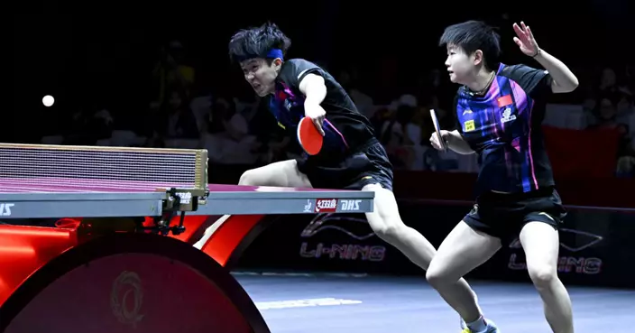 王楚欽同孫穎莎組合奪乒乓世錦賽混雙冠軍　實現三連冠