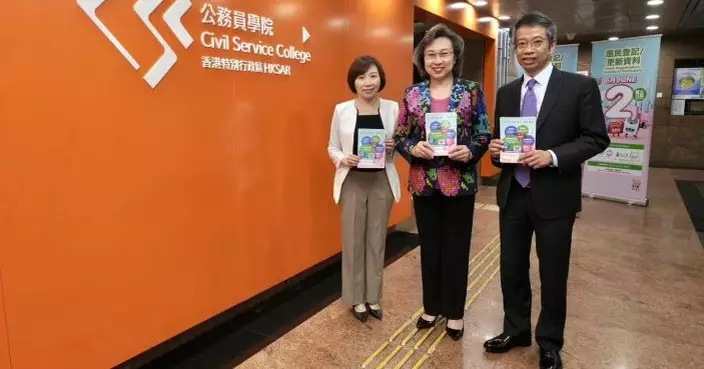 6月2日選民登記截止　楊何蓓茵到公務員學院辦公室「洗樓」籲登記作選民