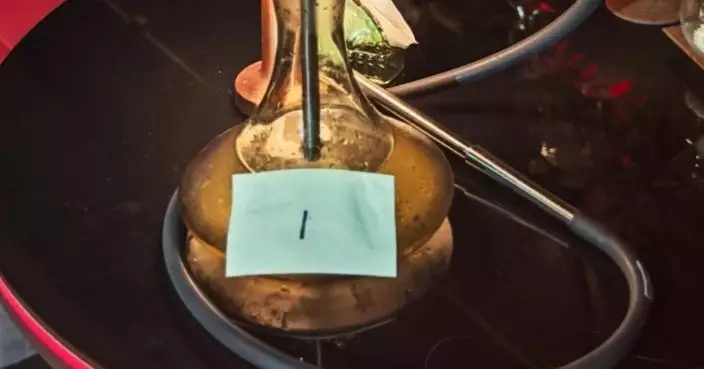 控煙酒辦尖沙咀巡查酒吧 向非法吸食水煙者發出2張罰款通知書