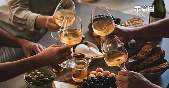 印度21歲男與友打賭豪飲五瓶純酒暴斃 8日前剛當上爸爸