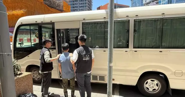 入境處拘捕10名懷疑非法勞工4名僱主及2名逾期逗留者