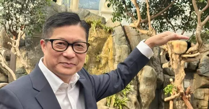 鄧炳強首次探訪家姐細佬   望參觀小朋友同時學習保育知識