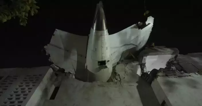 機場監控曝墜機全過程!印度航空飛機起飛怪異、未順利爬升就墜毀
