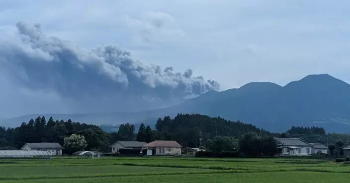 日本九州新燃岳火山噴發 未有傷亡報告