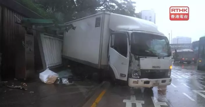 紅磡致命交通意外　警方拘捕34歲不顧而去貨車司機