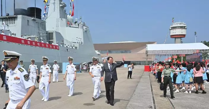 山東艦訪港｜編隊結束訪港行程　陳國基：懷著感激和不捨心情歡送