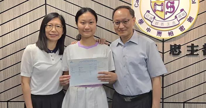 DSE放榜｜大埔迦密柏雨中學首誕超級狀元 動靜皆宜女學霸何恩程 ：「讀通書」比背誦更重要