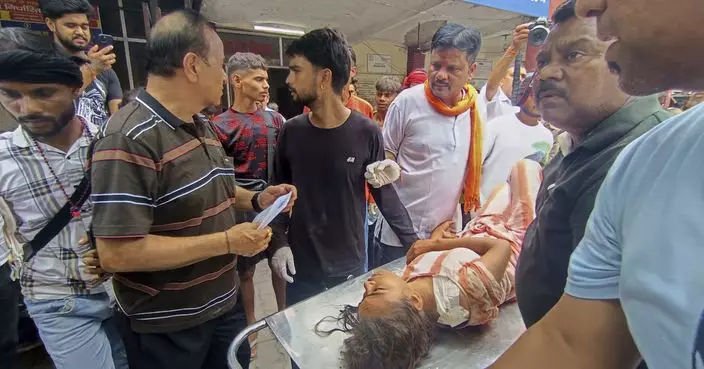 印度北部寺廟發生人踩人 至少6死25人傷