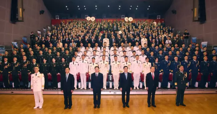 駐港部隊慶祝解放軍建軍98周年招待會昂船洲軍營舉行 李家超周霽彭京堂出席