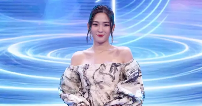 陳懿德首挑大樑主持《聲秀》坦言「壓力山大」 網民力撐越來越好