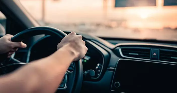 法6旬健忘翁駕車300公里 始發現將妻留低加油站4小時急報警