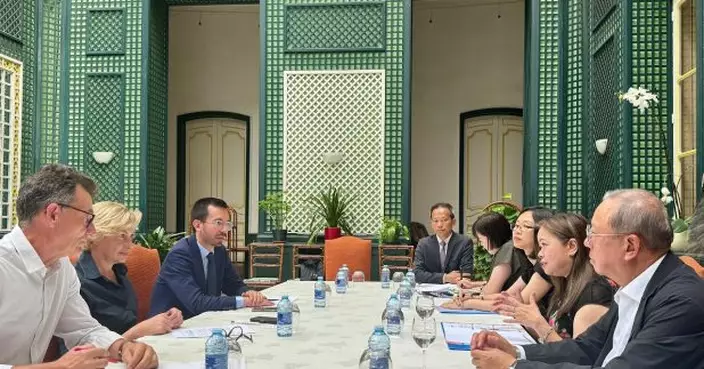 羅淑佩與法國旅遊部部長及葡萄酒業界會面　探討合作機會加強聯繫