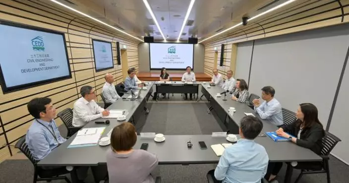 楊何蓓茵訪土拓署與人員交流　了解防治山泥傾瀉和斜坡安全等工作