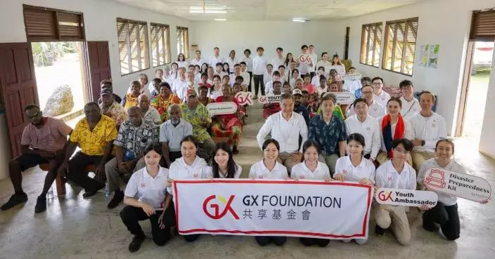 梁振英率青年義工參與瓦努阿圖獨立45周年活動 共享基金會斥逾1.2億瓦圖支援醫療防災項目