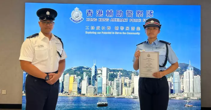 輔警隊結業會操    多元人才包括衛生署科學主任跨境學子