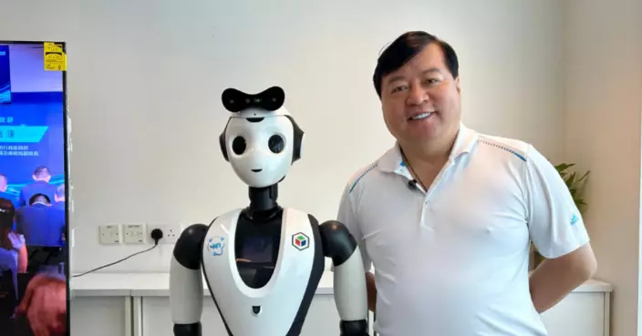 巴士的專訪｜港仔機器人簽署萬台訂單 2026年底進軍家庭康養市場