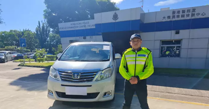 警方反「白牌車」行動 元朗「放蛇」拘兩司機一人為內地人