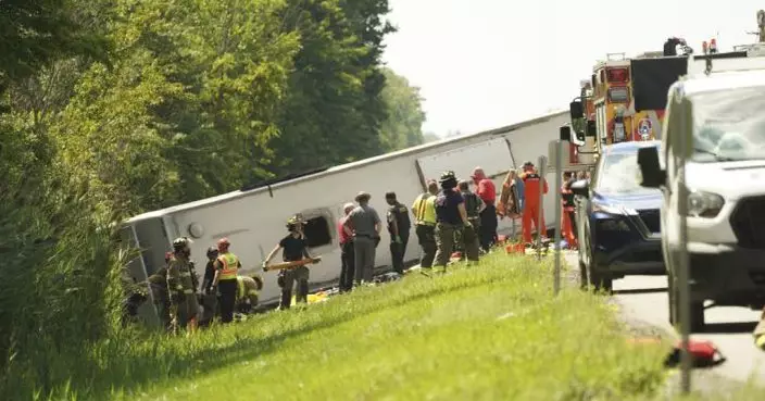 美紐約州旅遊巴失控翻側釀5死 車上大部分為中印菲等亞裔遊客