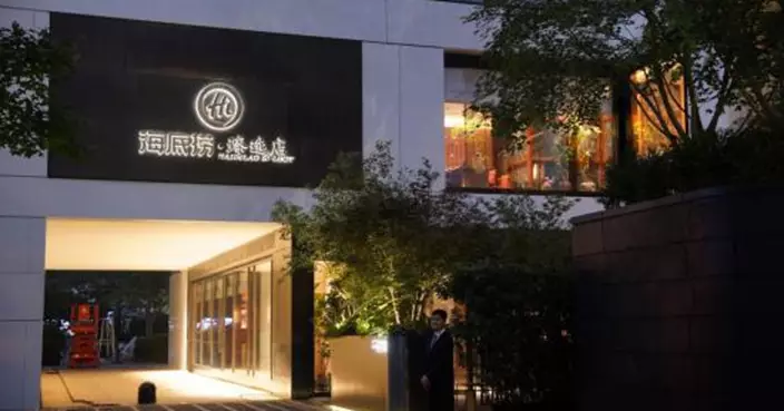 海底撈「黑金版」登場！北京臻選店每晚爆滿 人均單價達700人仔