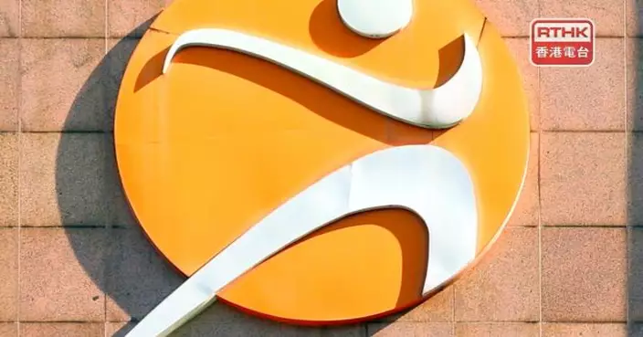 屯門黃金泳灘發現油污已暫時封閉