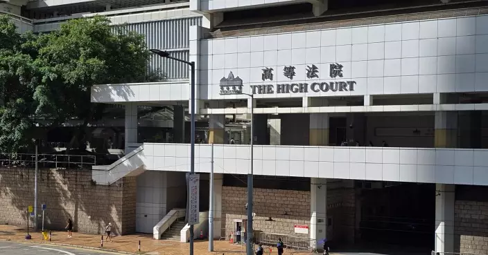 醫院口岸爆炸案｜ 陪審團第三天退庭商議至晚上仍未達成裁決  9.4繼續