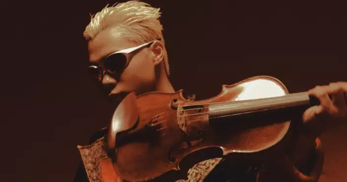 《Gareth.T –Prince of Sadness》熱潮持續延燒倫敦成首站 「心傷王子」湯令山以音樂擁抱悲傷打造沉浸式暗黑美學舞台