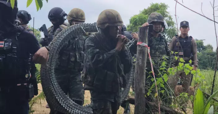 柬埔寨民眾損壞泰軍爭議邊界所置鐵絲網 泰警橡膠子彈驅散23平民受傷