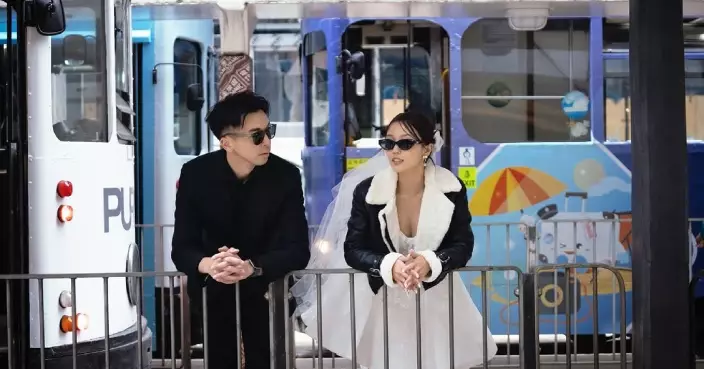 《全民造星IV》出身陳昭煊晒型格婚照 叮叮站取景夠地道獲網民送上祝福