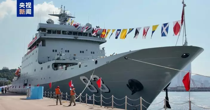 海軍戚繼光艦及沂蒙山艦抵港　駐港部隊昂船洲軍營舉行歡迎儀式